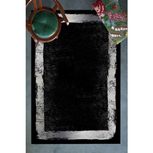 Gümüş Çerçeveli Siyah Halı (Makinada Yıkanabilir Kaymaz Deri Taban) - CP576