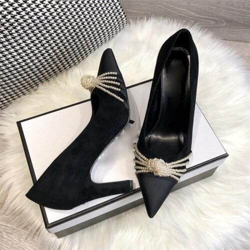 Spring High Heels Pumps Women Pointed Toe Black Ladies Shoes With Pearl Sweet Dress Shoes Luxury Designer 2020 Zapatillas Mujer