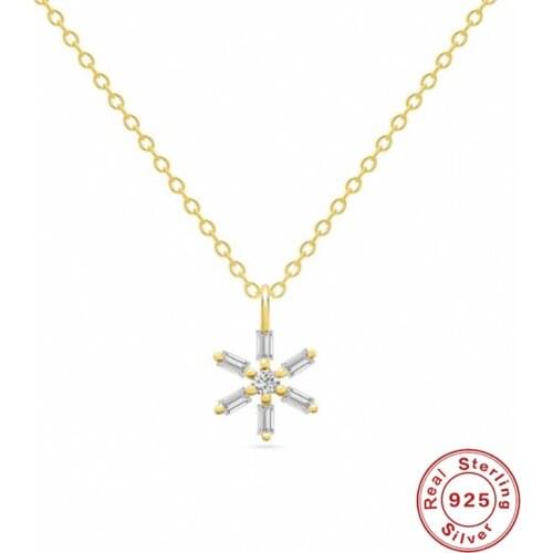 GS 925 Sterling Silver Flash Cubic Zircon Snowflake Pendant Necklace Fashion Clavicle Chain Necklace Choker For Women Jewelry