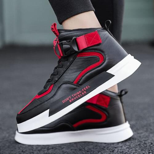 New Skateboarding Shoes Men Messi Shoes High-top Comfortable Sports Outdoor Sneakers White Skateboarding shoes Chaussure Homme