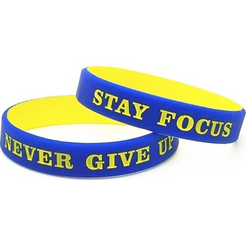 1PC Never Give Up Silicone Bracelets&Bangles Blue Yellow Sporty Never Give Up Stay Focus Rubber Wristbands Men Women Gifts SH298