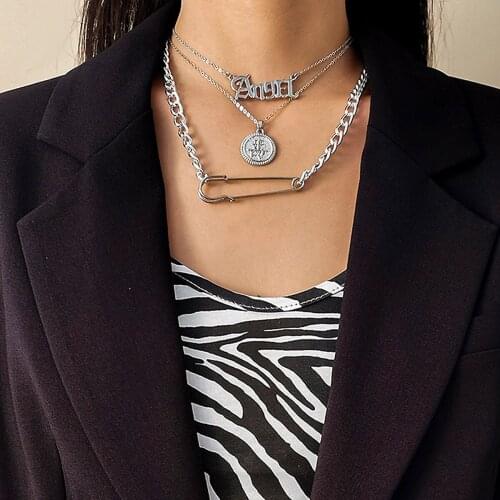 2021 Womens Jewelry Simple Multi-layer Tassel Pin Item Ornaments Womens Retro Letter Tag Round Necklace Set Wedding Party Gift