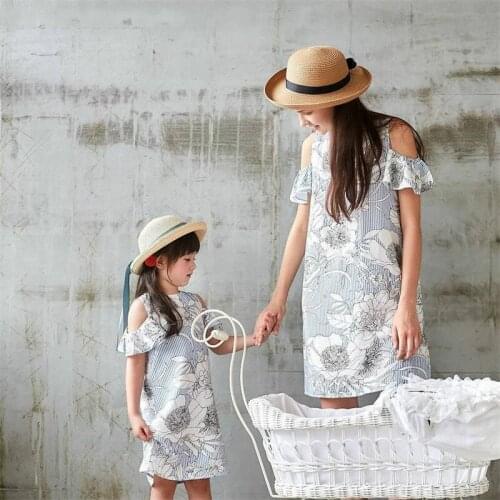 Family Matching Clothes 2021 Mommy and me Clothes Mother Daughter Dresses Summer Simple Flower Off Shoulder Mini Dress
