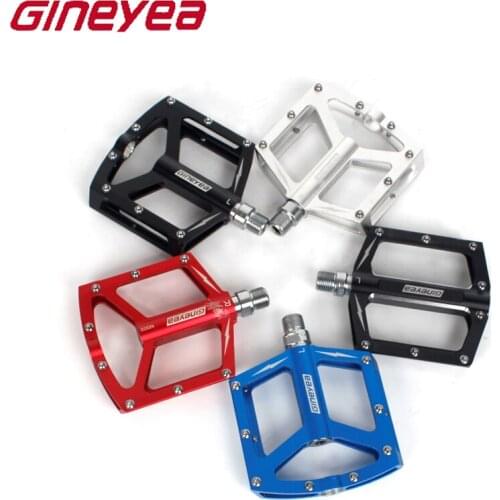 Gineyea MTB Bike Pedals Aluminum Alloy M302 Bicycle Parts Mountain Bike Bearing Pedal Parts folding antiskid bicycle pedal