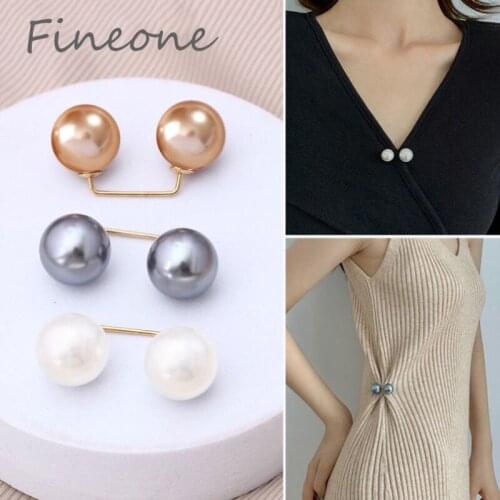3Pcs/Set Brooch Anti-glare Buckle Neckline Cardigan Pearl Buckle Pin Waist Artifact Safety Pin Fixed Clothes Decoration