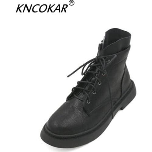 KNCOKAR 2019 autumn and winter new Martin boots womens booties fashion chic thick with flat locomotive zipper boots z0040