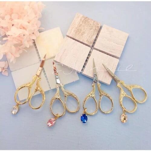 Nail Tools Golden Scissors Clip Paper Sharp Edge Cellophane Stainless Steel Nail Scissors