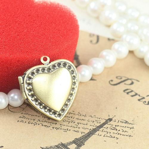 Wholesale 2pcs ANTIQUE BRONZE 20mm Heart-Shaped Photo Locket Frame Charm&Pendant Accessoties for DIY Necklace Jewelry Making