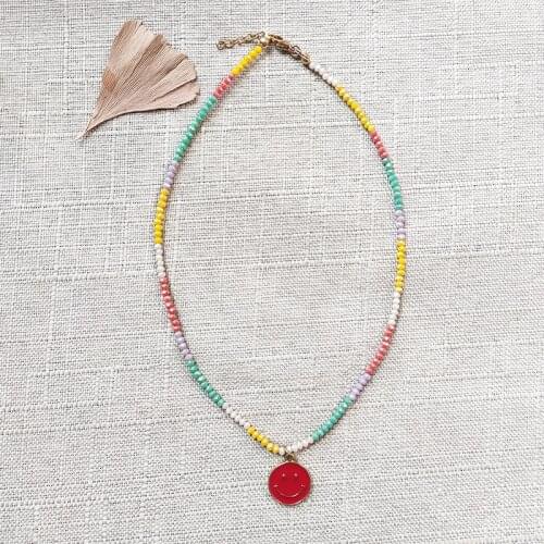 Handmade Cute Red Smiley Face Pendant Necklace Bohemian Colored Crystal Beaded Short Jewelry кулоны и подвески colar feminino