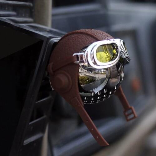 Hanging Car Fragrance Stainless Steel + Leather Auto Outlet Perfume Vent Clip Car Air Freshener Airborne Division Design
