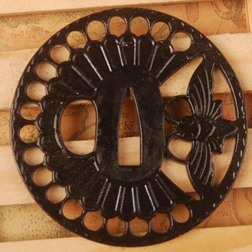 Exquisite Pattern Hand Guard Iron Tsuba for Japanese Sword Samurai Katana or Wakizashi Delicate and Useful Sword Fitting HT106