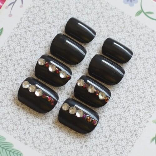 24 Hot Sale Fashion Candy Color Crystal Diamond Nail Finishes Fake Nails Short black B-2