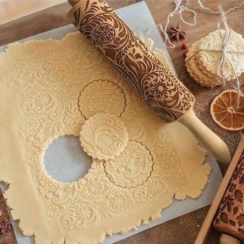 Printed Rolling Pin Durable Natural Wooden Roller Pin Baking Tool Embossing Tool for Bread/ Pizza etc. Christmas Pattern Rollers