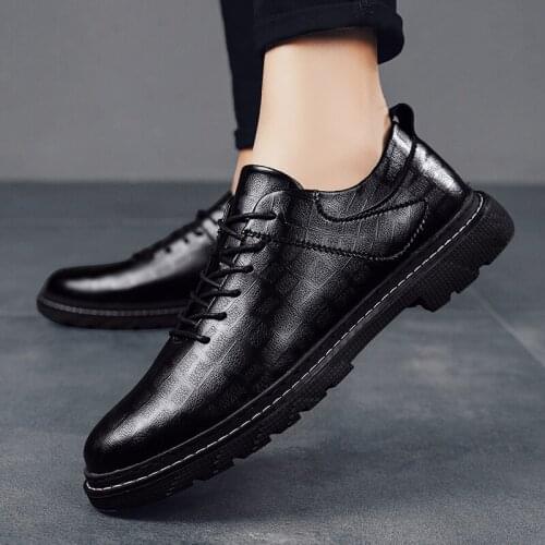 Sapato flat zapatos new breathable black sneakers fashion para Mens men hot masculino leisure causal sale shoes 2020 mens de
