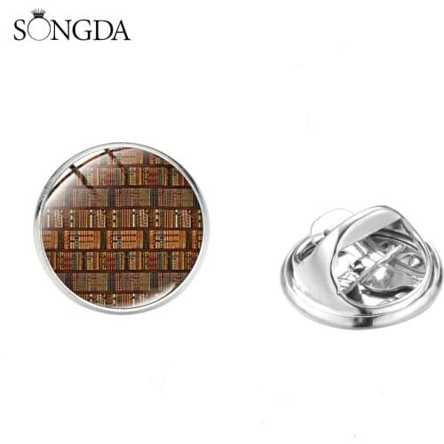 Classic Old Books Series Bookworm Badges Library Books 3D Print Glass Round Brooch Pins Learning Gift for Teacher Student