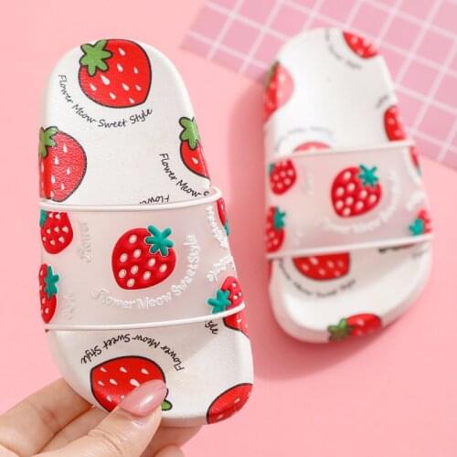 Girls Indoor Slippers Kids Non-Slip House Shoes Boys Cartoon Slippers Summer Beach Flip Flops Children Swimming Shoes Zapatillas