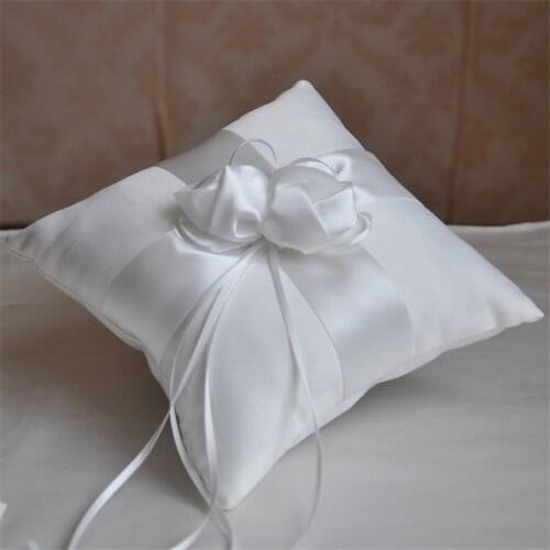 Wedding Flower Ring Pillow Faux Pearls Decor Bridal Wedding Ceramony Pocket Ring Pillow Cushion 15*15cm Wedding Decor Supplies