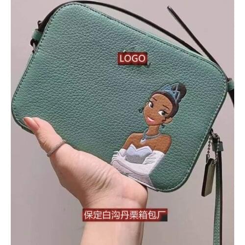 Disneys new cartoon Snow White ladies one-shoulder camera bag fashion clutch bag wild diagonal bag clutch card bag coin bag