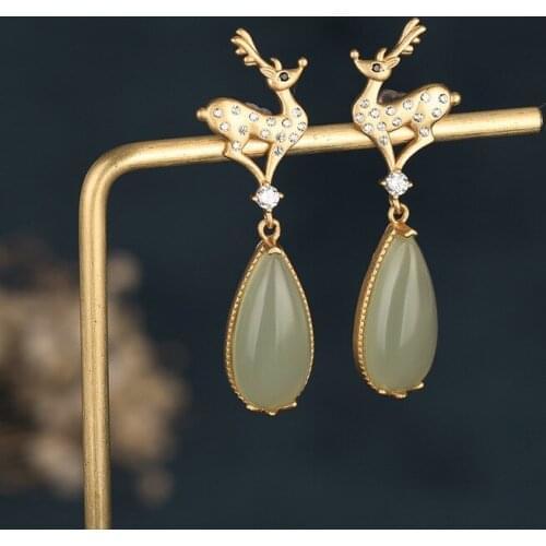 Retro Cute Deer Earrings for Women Green Stone Elegant Palace Vintage Earrings 2021 Trend Dating Earring Animal Jewelry Friends