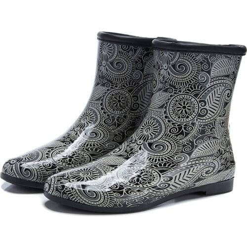 Rain boots womens fashion wear antiskid rain shoes rubber low top candy color short tube water shoes rubber shoes