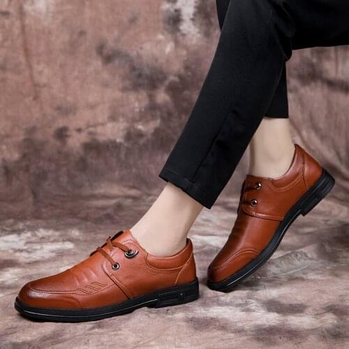 Mens Leather Casual Shoes Luxury Brand New Fashion Design for Gentleman Shoes Mocassins Homme Italian Classic Male Footwear #VI