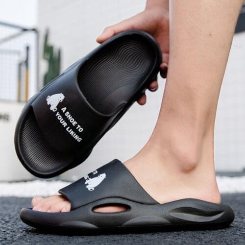 Summer Men and Women Slippers Outdoor Clogs Garden Shoes Beach Slides Mules Bathroom Loafers Casual Massage Home House Slippers