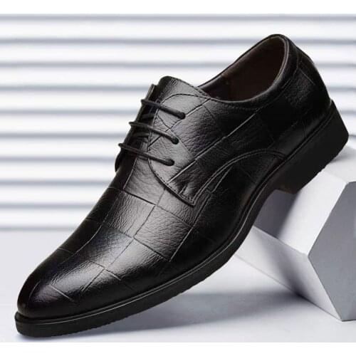 New Brand Classic Man Pointed Toe Dress Shoes Mens Patent Leather Black Wedding Shoes Oxford Formal Shoes Big Size 38-48