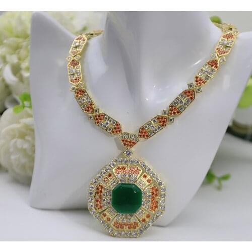 Luxury Fashion Luxury Women Necklace Green Main Stone Orange Embellishment Party Party Popular Jewelry Brand 2021 New Pattern