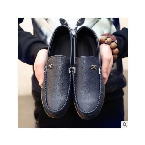2018new style Shoes Men Flats Leather Driving Shoes Summer Style Soft Moccasins Men Loafers Boat Shoes High Quality