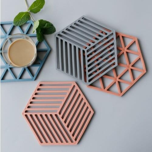 Nordic Style Home Heat Insulation Silicone Table Mats Tea Cup Mat Pad Hollow Placemat Non-slip Anti-scald Kitchen Accessories