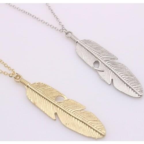 Simple Classic pendant Necklace Feather Necklace Long Sweater Chain Statement Jewelry choker Necklace for Women leaf Chocker