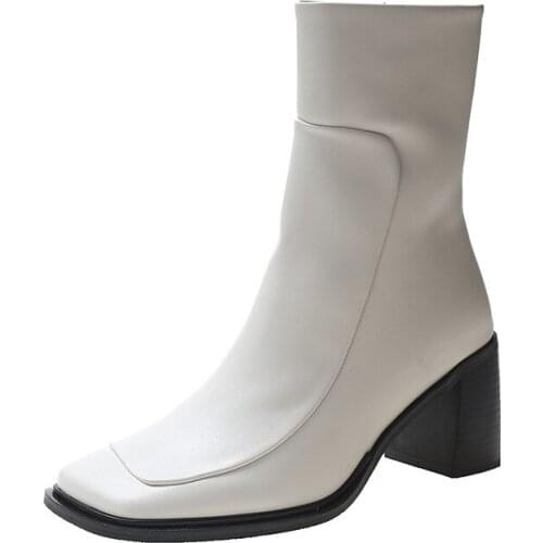 2021 Autumn and winter thick heel square heel British style short barrel Martin boots leather boots fashion ladies single boots