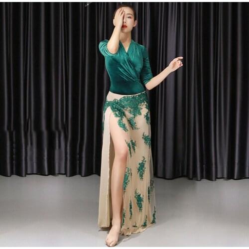 Women Belly Dance Set Top+Skirt 2pcs Dance Suit Oriental Dance Beginners Half sleeve dance Exercise Clothes