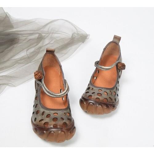 2019 new womens shoes personality toe breathable hollow casual retro single shoes leather wedge womens shoes