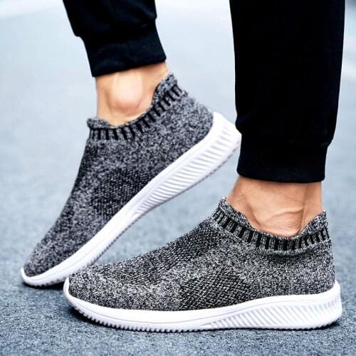 Mens Sneakers Fashion Light Athletic Shoes for Men Breathe Mesh Shoes New Arrival 2021 Comfortable Loafers running Shoes 39-46