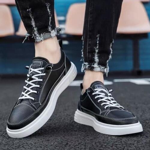 New 2021 casual shoes spring and summer thin ventilation trend versatile mens and womens board shoes low top small white shoes