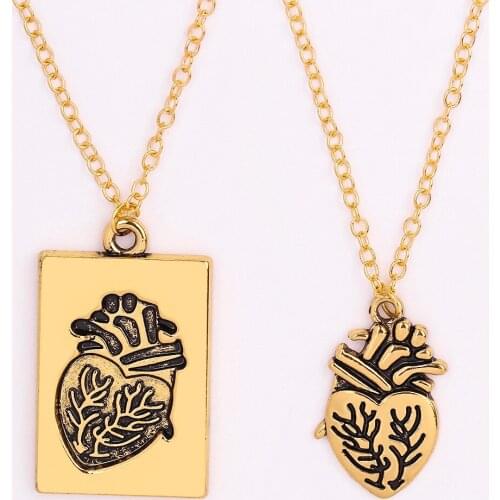 2Pcs/Set Personality Puzzle Couple Anatomical Heart Necklace Gothic Style Gold Plated Couple Necklace Fashion Jewelry Party Gift