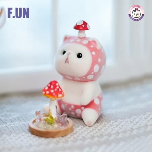 Cute Toys Figure Blind Box Original Baby Cat World Series 7 Flocking Style Random Surprise Anime Model Guess Dolls Home Decore