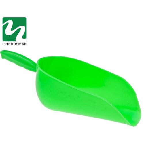 1 pc Shovel Farm Animal Thickened plastic Tim hopper feed hopper / scoop shovel for pig products equipment Free shipping