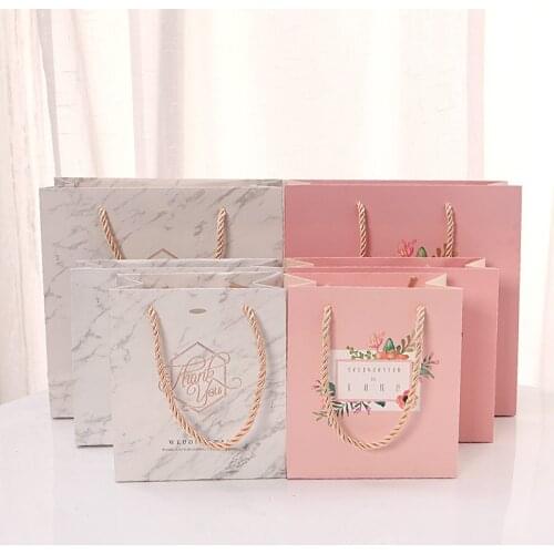 Spot ins wind wedding handbags flower pink with hand paper bags papieren zakjes пакеты подарочные коробка упаковка gift bag 10pc