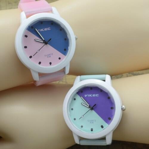 Fashion Trend Lovers Kids Watches Simple Leisure Luminous Silica Gel Band Students Watch Men and Women Children Watches