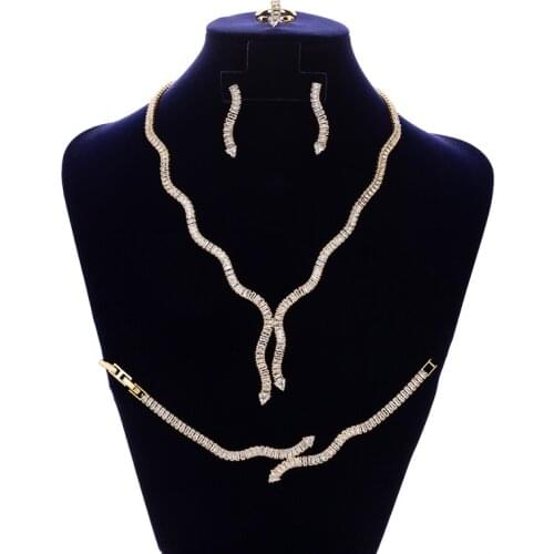 Jewelry SetS HADIYANA Trendy Gorgeous Party Wedding Necklace Earrings Ring And Bracelet 4pcs Set BN7886 Conjunto de joyas