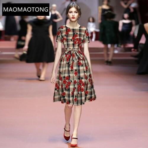 Fashion Designer Summer Midi Dresses Womens Vintage plaid Short sleeve O-neck Embroidered Printed Slim Midi Dress
