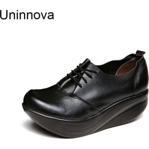 Uninnova Leather Pumps