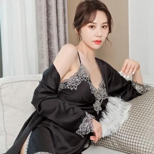 Rayon Robe Female Lingerie Sleepwear Silk Bridal Wedding Bathrobe Bridesmaid Gift Kimono Robe Silk Robes for Women Sleep Tops