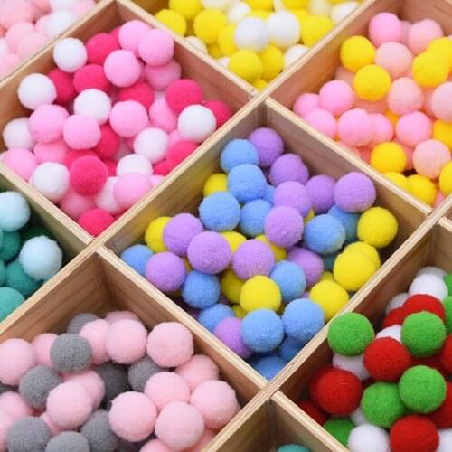 100pcs 1.5/2/2.5cm Mini Soft Pompoms Fluffy Plush Pom Poms Ball Furball Home Decor Handmade Cute Girl Hair Accessories Kids Toys