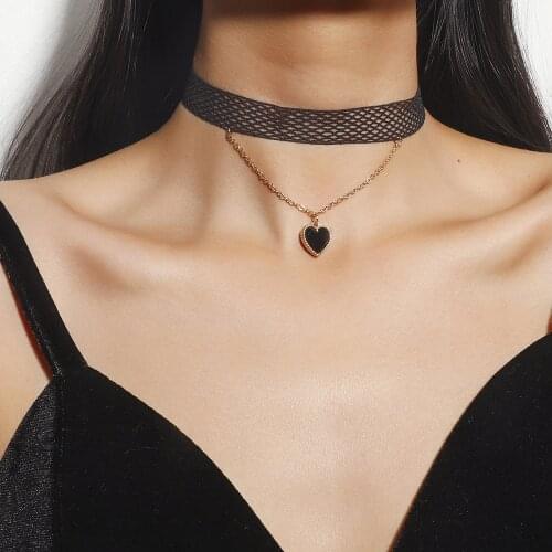 Sexy Hollow Black Lace Short Necklace for Women Gothic Double Heart Clavicle Chain Choker Fashion Trend Party Jewelry Girl Gift