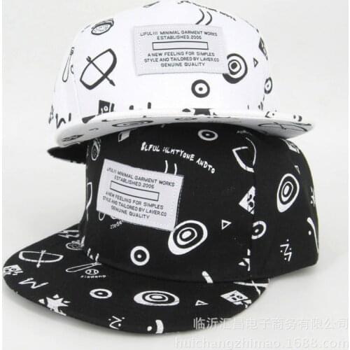 2021 New Cotton graffiti patch leisure outdoor sports sunshade snapback cap men and women hip hop baseball cap trucker cap