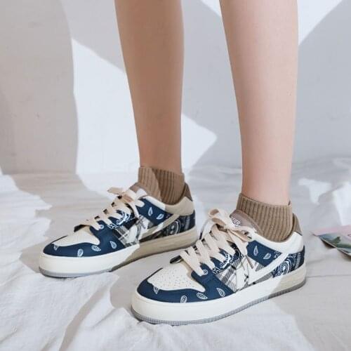 New Canvas Shoes Women Lace Up Pink Black Women Running Shoes Zapatillas Mujer Flat Women Casual Shoes Ladies Kawaii Shoes