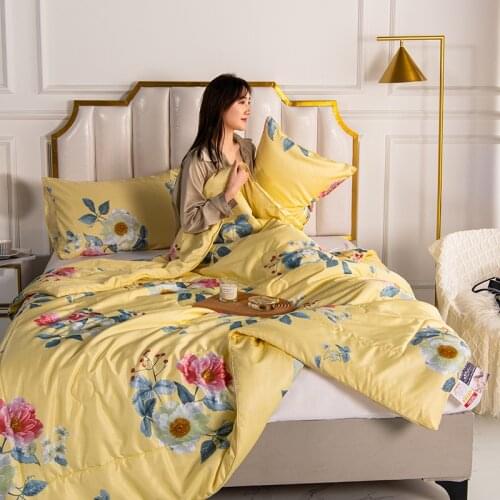 Silk Summer Quilt Air Conditioner Soft Duvet KIng Queen Size Office Nap Blanket